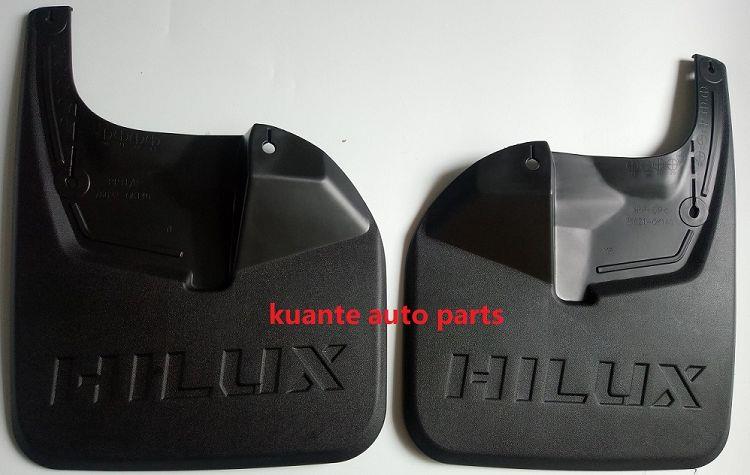 1, Toyota Hilux Revo 2016 Przednia para błotników (001)
